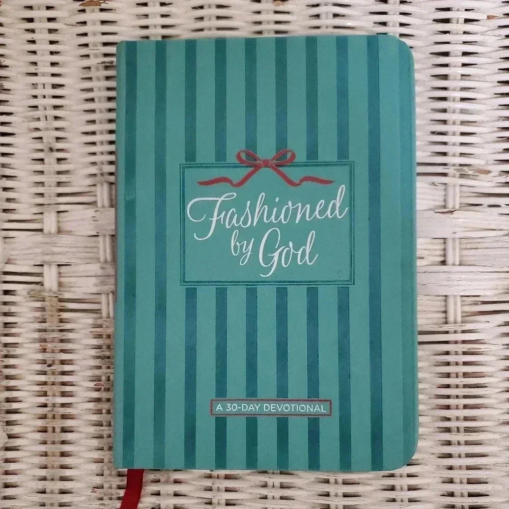 Fashioned By God 30 Day Devotional Book